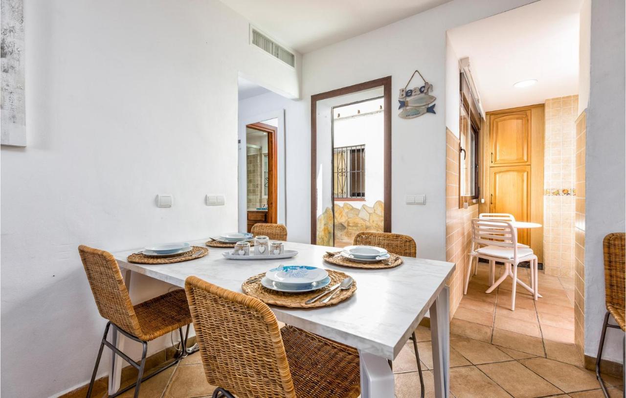 Gorgeous Home In Marbella With Kitchen Экстерьер фото